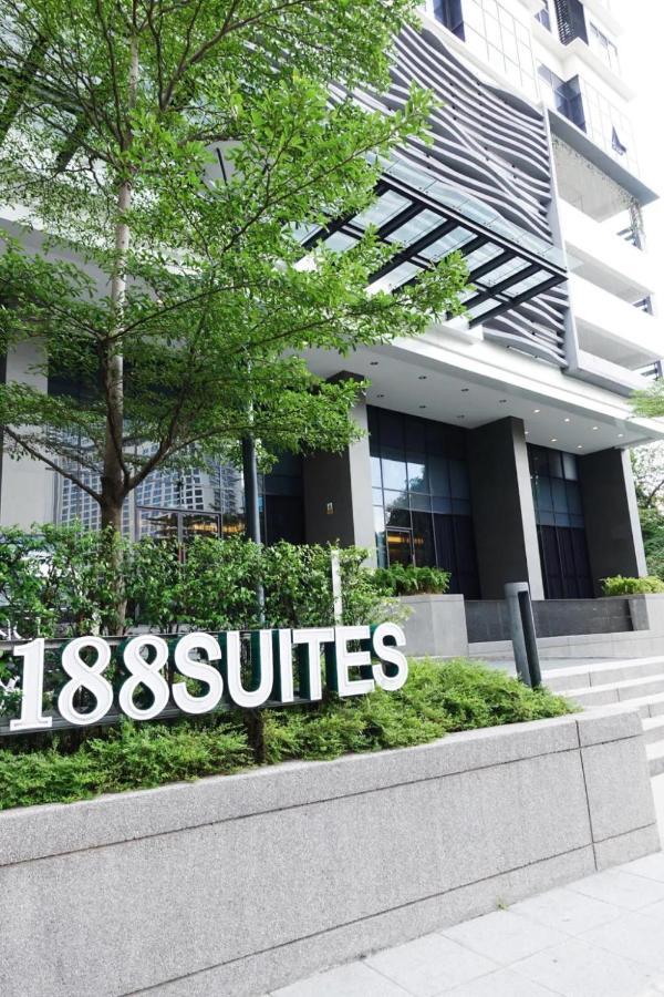 188 Suites Klcc By Cobnb クアラルンプール エクステリア 写真